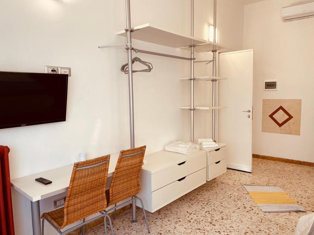 Il Giardino Di Iole Via Giovanni Amendola N36 Bed and Breakfast Σάσαρι Εξωτερικό φωτογραφία